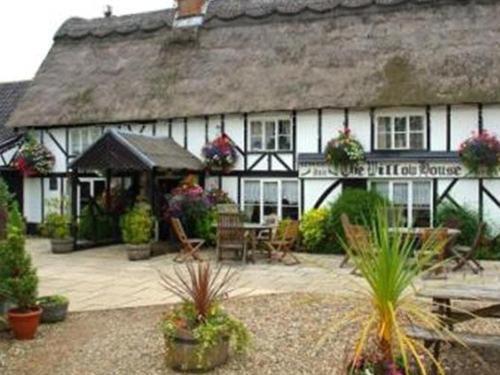 The Willow House Watton Екстериор снимка